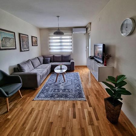 Riverside Apartment Podgorica Esterno foto