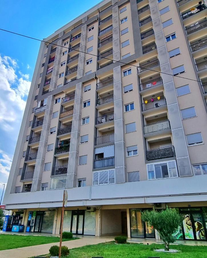 Riverside Apartment Podgorica Esterno foto